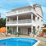 Mira-1 By Interhome