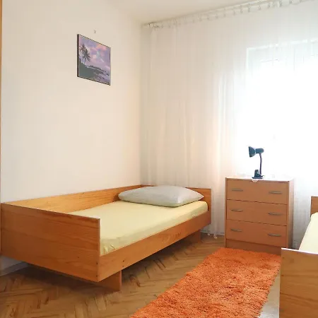 Mira - Krk145 By Interhome
